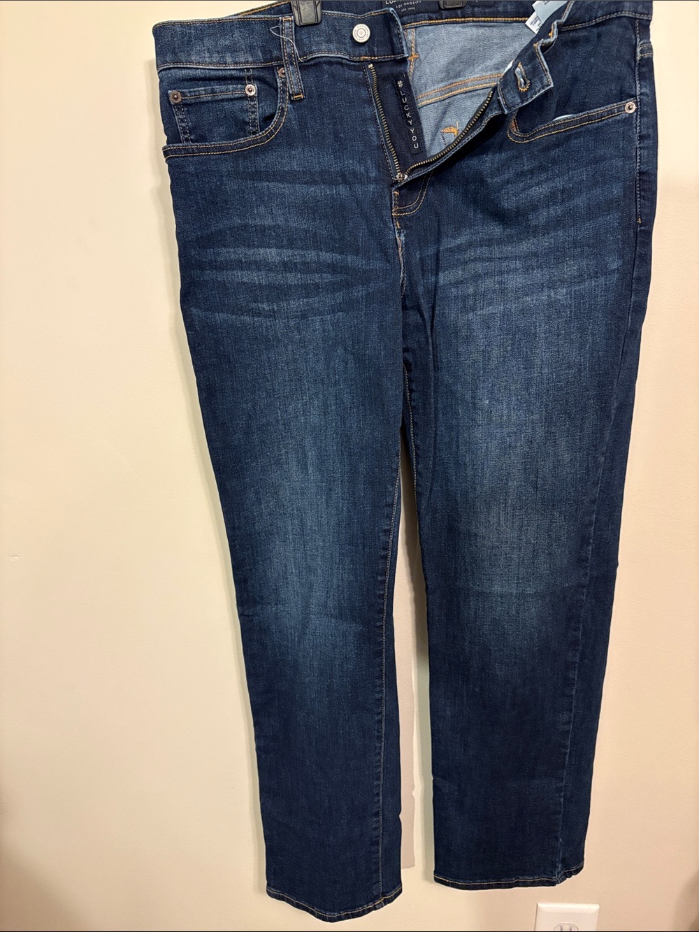 Lucky Brand Men’s Dark Blue Jeans